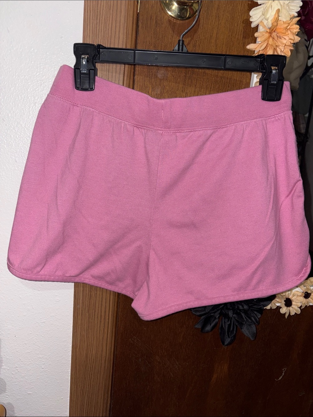 Nike Women's Pink Shorts with Drawstring - Picture 4 of 5